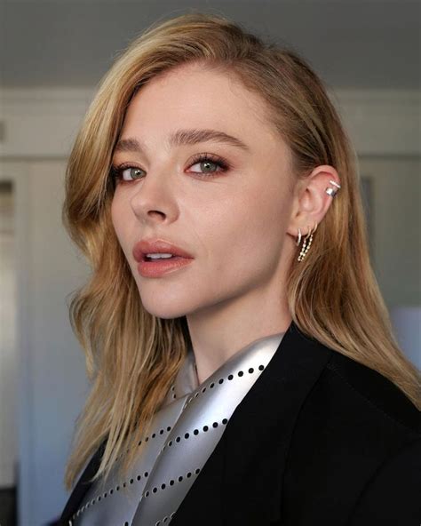 Chloë Grace Moretz (@chloegmoretz) • Instagram photos and 